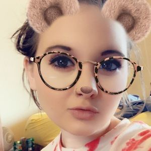 Meet your Posher, Juliagulia